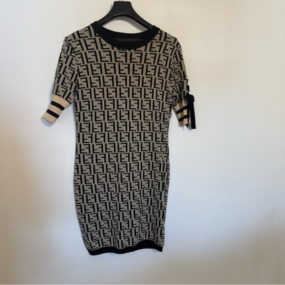Sheath Dress with Crew Neck